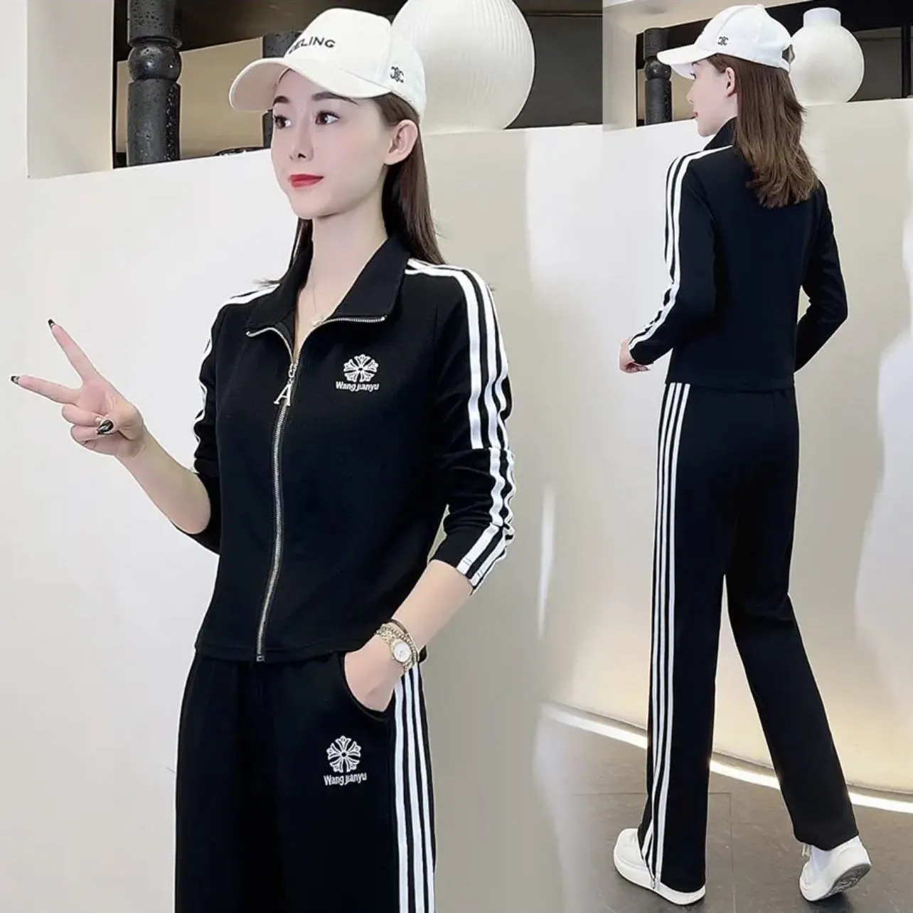 Autumn 2024 New Sportswear Casual suit Women's Spring Wear Vertical Collar Sweatshirt Foreign Elegant Fashion Age-reducing Two-piece Set