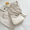 Summer retro fresh underarm bag, one-shoulder bag for leisure, bag strap, simple and elegant design, western style