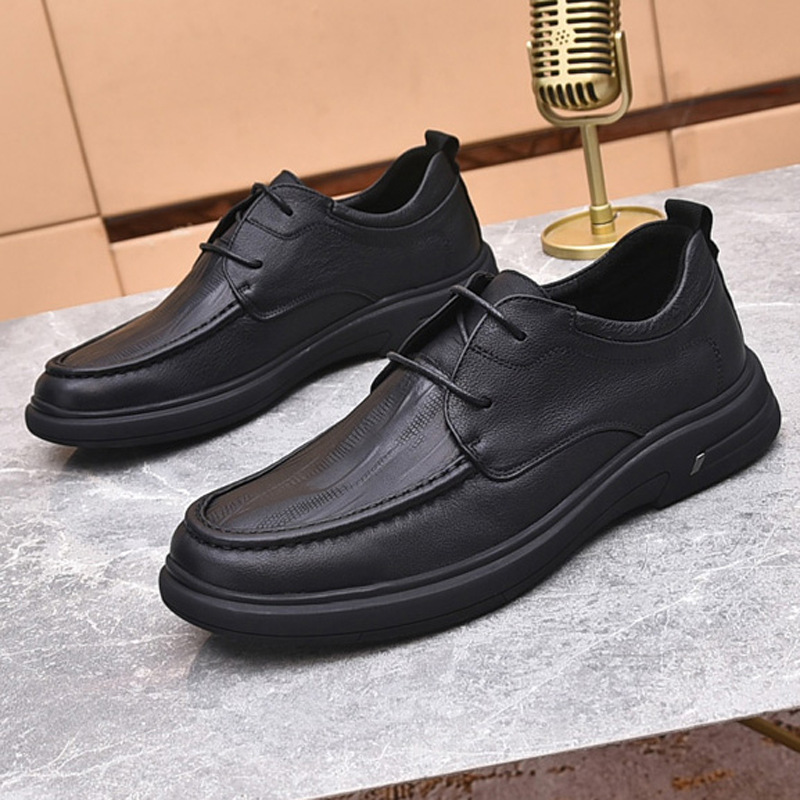 Zapatos de los hombres primavera 2024 primera capa de piel de vaca Deportes zapatos de cuero casual zapatos de cuero de los hombres de trabajo impermeable antideslizante inferior