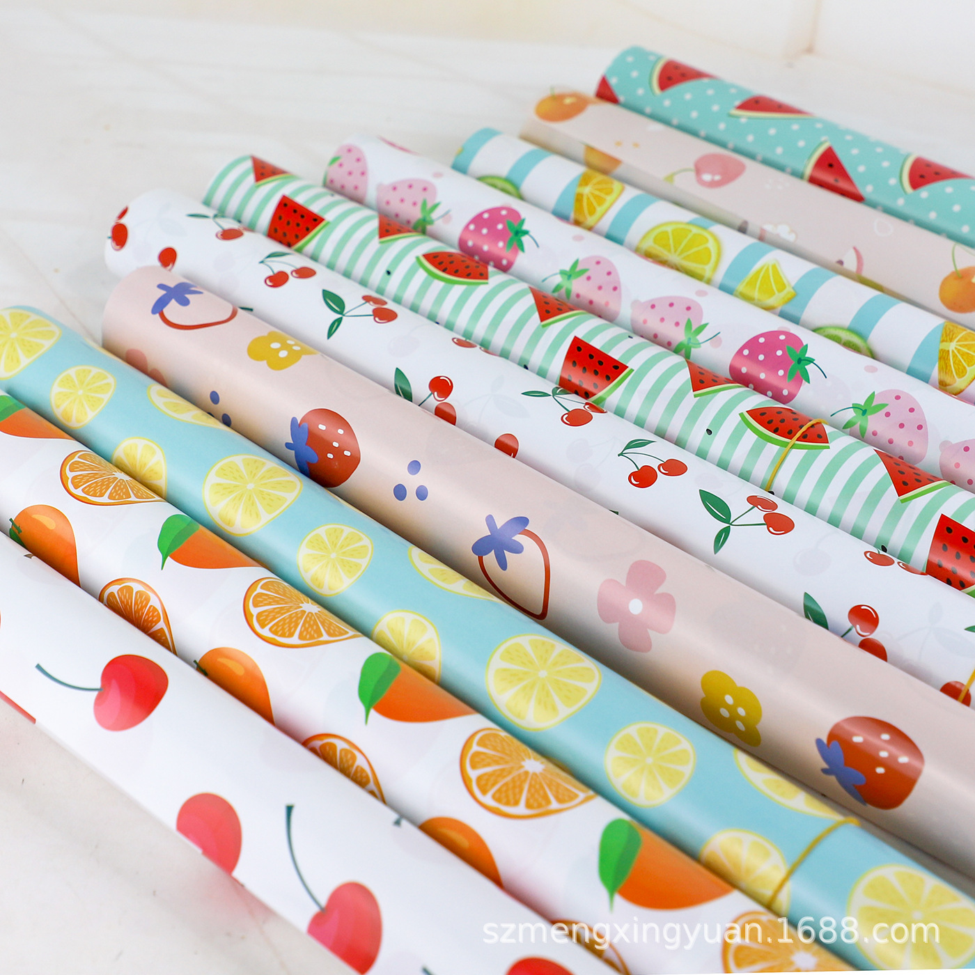 Creativo de cumpleaños dibujos animados simple papel de embalaje de vacaciones frutas pequeñas frescas regalos caja de regalo embalaje de cubierta