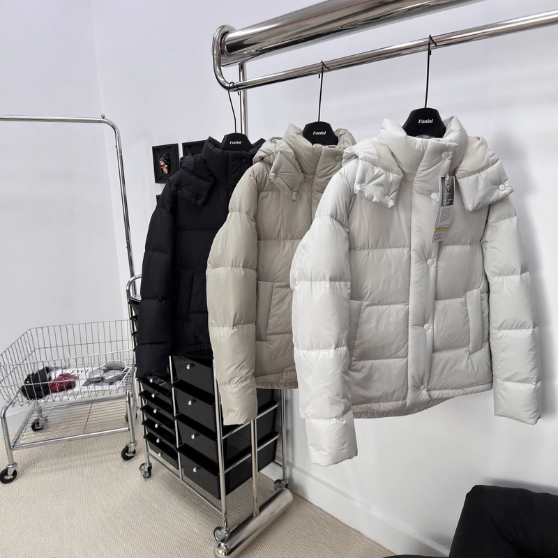 Lu Lulu Winder Puff Series Five-Grid down Jacket Item No. Qianjing0088 Lu Lulu Winder Puff Series Five-Grid down Jacket Item No. Qianjing0088