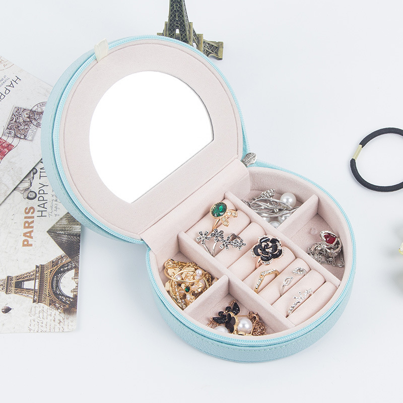 8799304751_1881022009