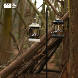 探险者户外野营置物架露营旅游架子铝合金折叠双钩灯架桌面灯架