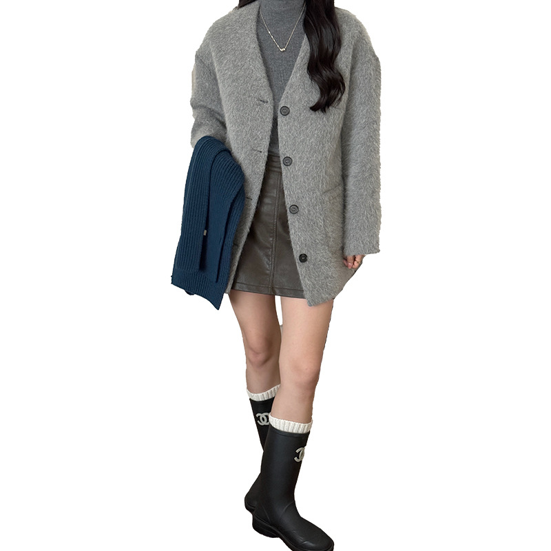 Monki Wool Monki Nimra Jacket 19 Stylish Faux-Fur Coats For Fall