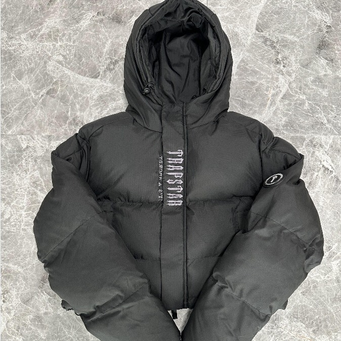 New Trapstar Black Short Hooded Cotton Jacket Winter Warm Clothing Retro High Street Fashion Brand Retro