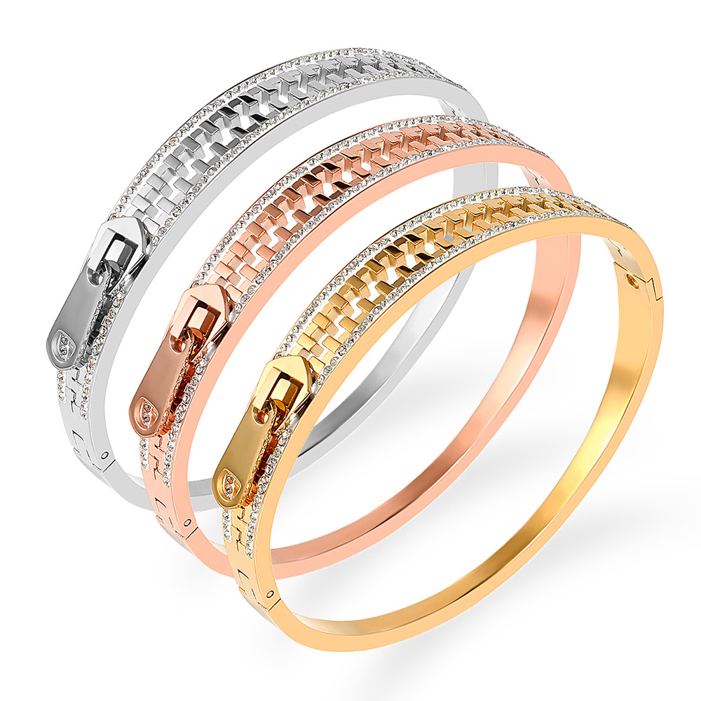 32g Weight Casual Lady Geometric Stainless Steel Rhinestones Bangle In Bulk
