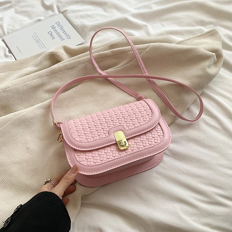 Diseño ligero de nicho de lujo tejido bolso cuadrado estilo extranjero estilo coreano universal de viaje diario de oficina mochila de hombro