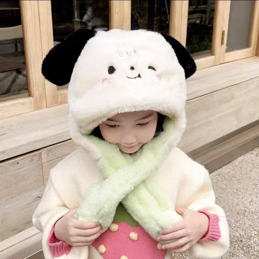 흰색과 녹색 푸딩 개 [귀가 움직일 수 있음]