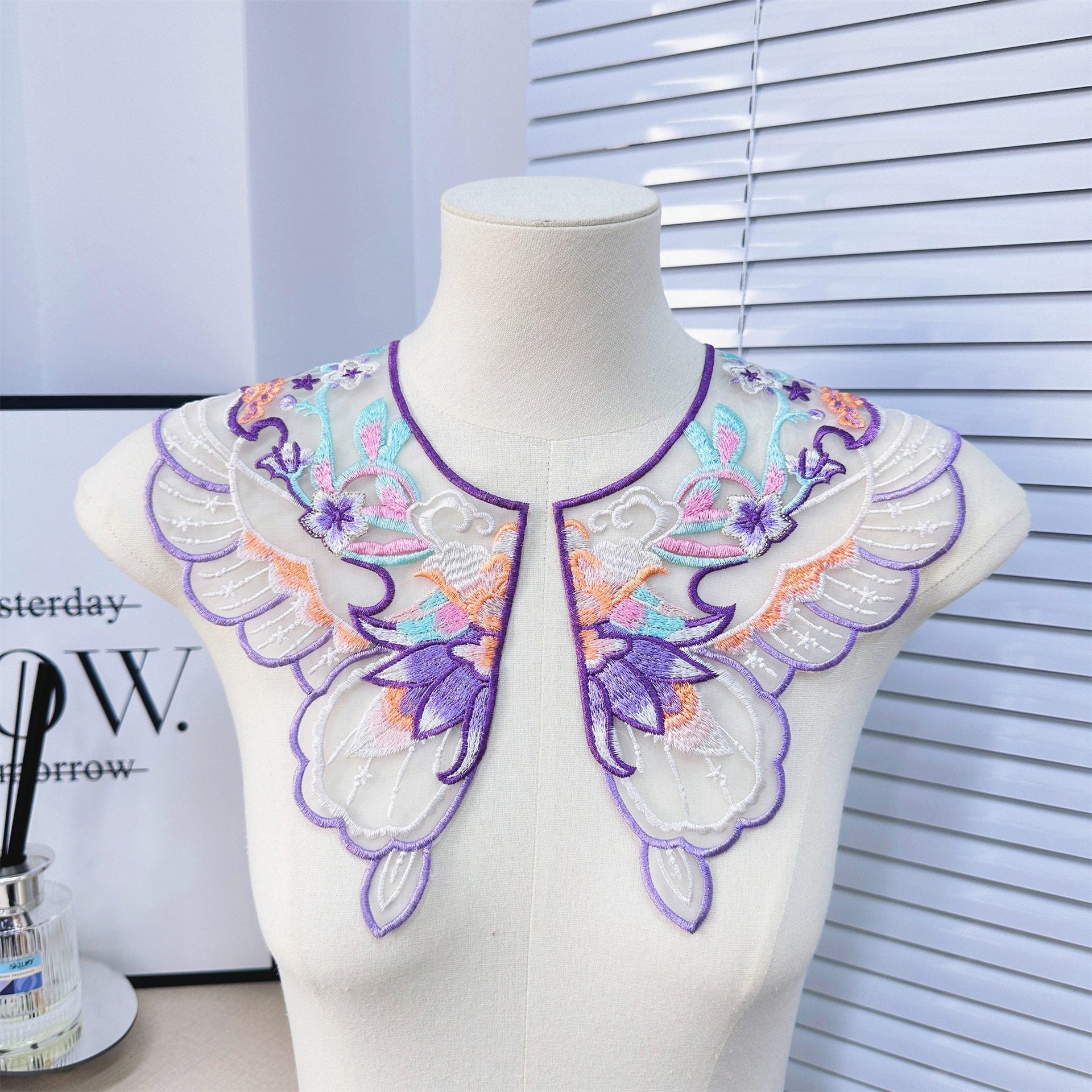 Estilo antiguo colorido bordado trabajo pesado con cuentas borla collar falso mujeres hanfu Maxi vestido a juego collar image 6