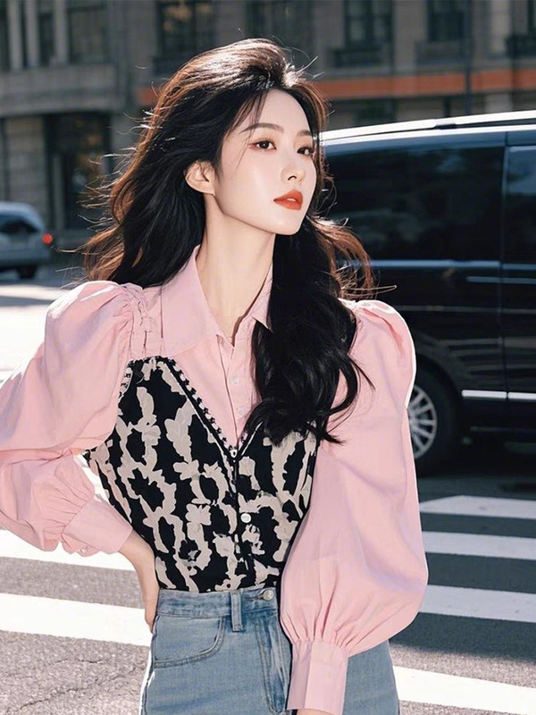 哥家商场同款女装2025秋季设计感粉色碎花拼接假两件衬衫上衣|undefined