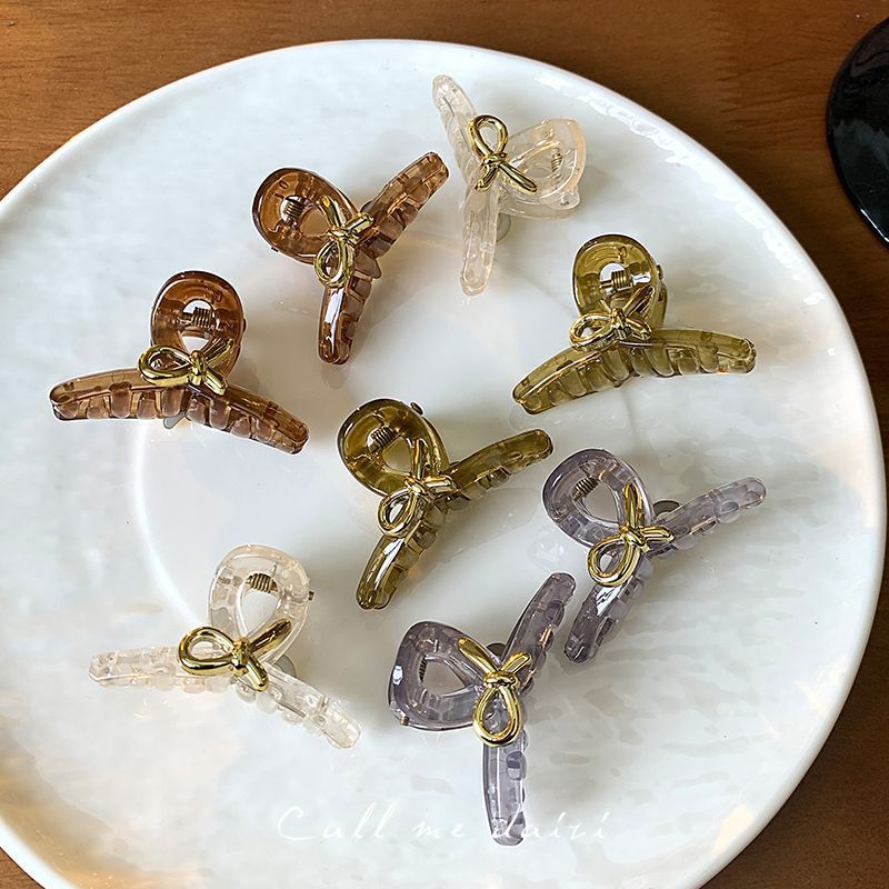 Princess Bangs Hairpin, Figure-Eight Claw Clip, Women's Forehead Clip, Hair Accessory, Small Hair Claw Clip, Side Hairpin