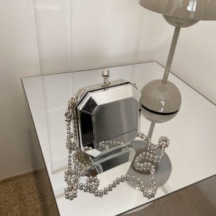 Box-shaped small square bag, new women's chain buckle crossbody bag, simple and fashionable women's shoulder bag
