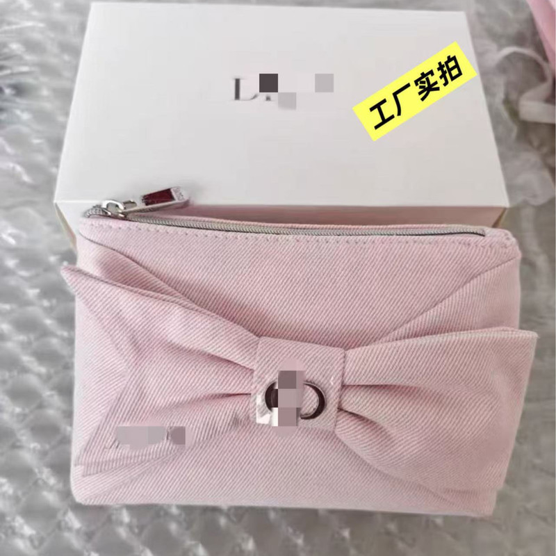 VIP gift pink denim makeup bag storage bag clutch bag small bag with bow for girls with gift box VIP gift pink denim makeup bag storage bag clutch bag small bag with bow for girls with gift box