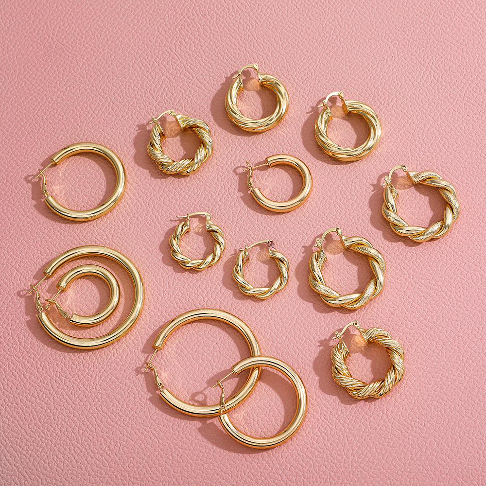 Nihaojewelry Jewelry Wholesale New Alloy Simple Golden Round Earrings display picture 5