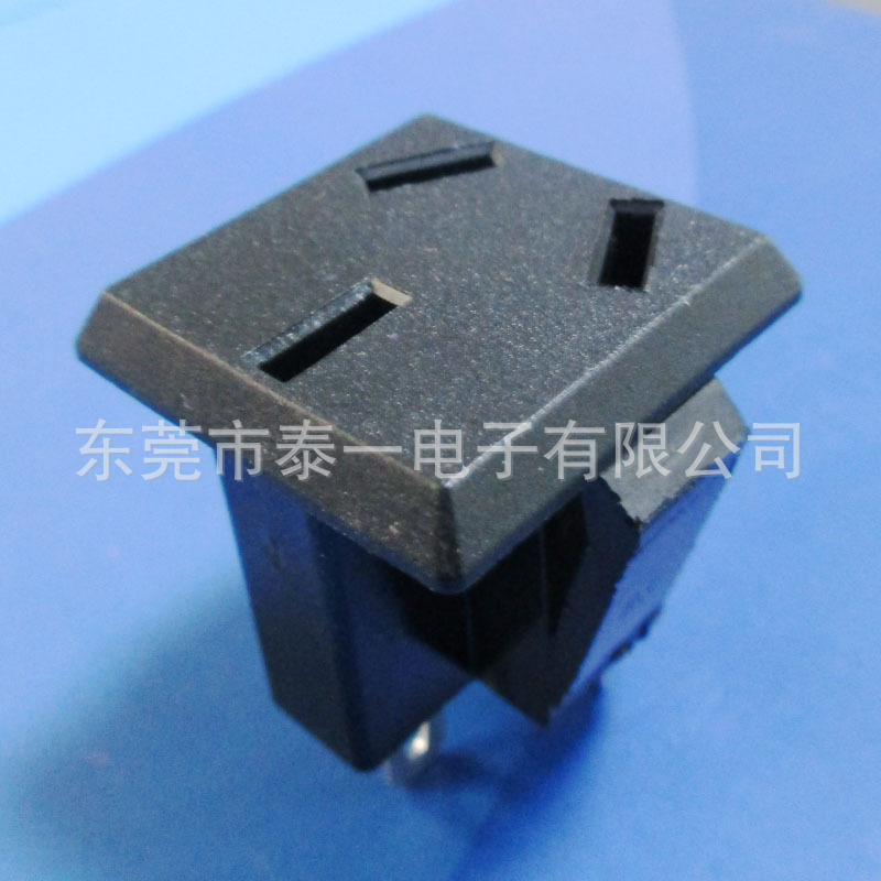 三扁孔软卡式中式母插座10A250V三孔AC输入电源电器插座DB-14-M-1