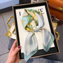 ���ļ��¿�ӡ��70����Ů�r�аٴ���ɫ�黨�z���b��I���߼���