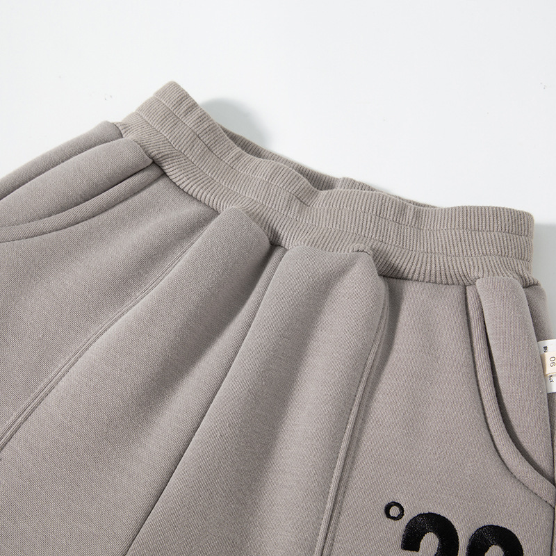 Marca de moda estilo INS ropa para niños pantalones para niños Otoño e Invierno nuevos pantalones de chándal para niños letras Pantalones deportivos casuales para niños image 5