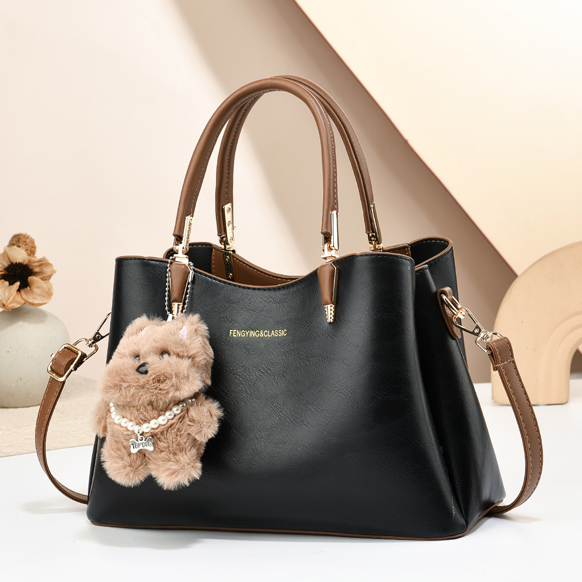 Bolso de mano de gran capacidad 2025 nueva moda mochila casual muñeca de dibujos animados colgante mochila bolsas transfronterizas