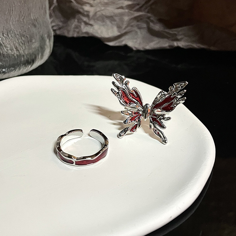 Anillo de mariposa rojo diseño de nicho femenino anillo de lujo ligero de alto grado apertura ajustable anillo de dedo índice personalizado francés