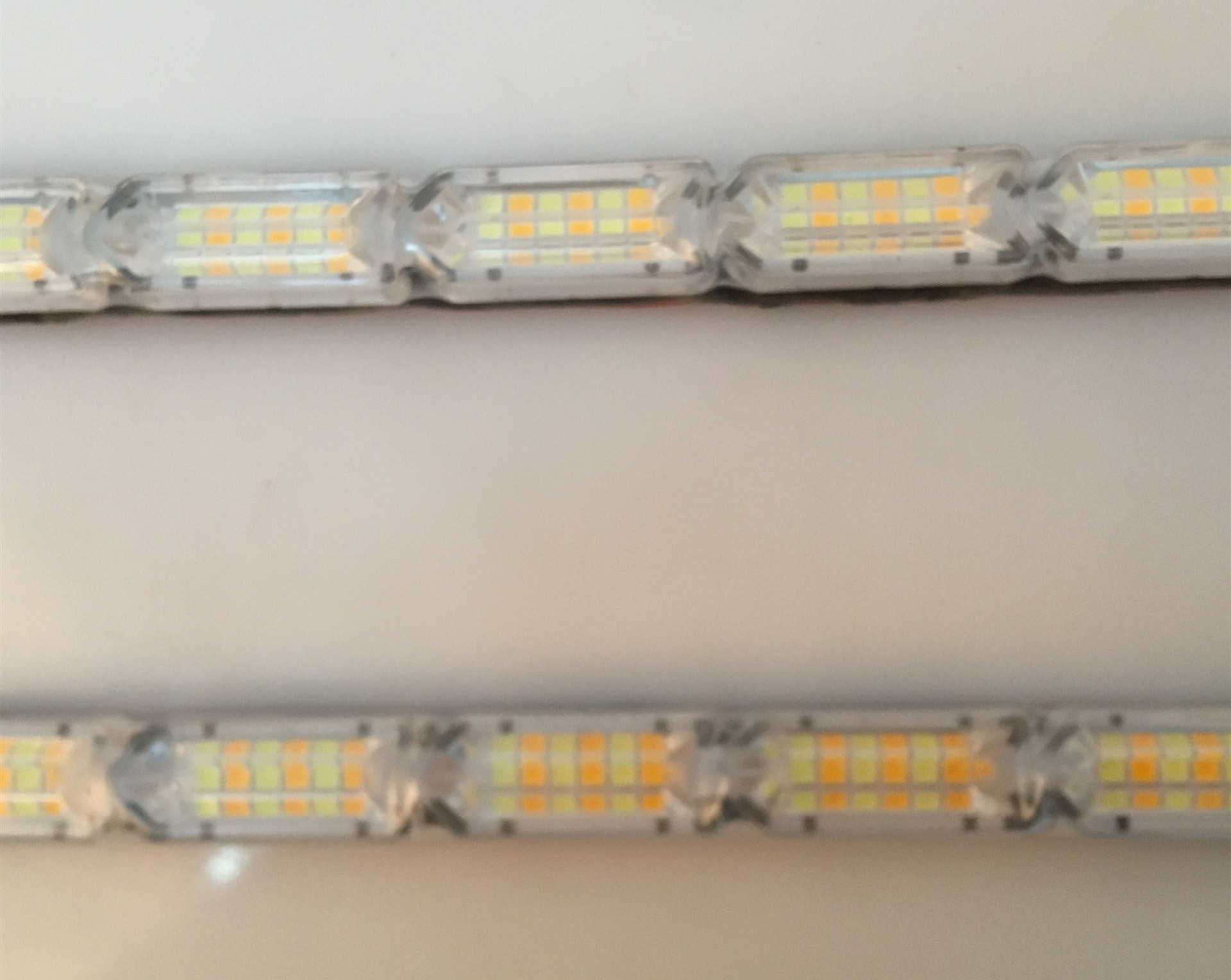 Car Led Crystal Tear Eye Light, Marquee Light Guide Strip, Two-Color Daytime Running Light, Telescopic Streamer Light Wholesale