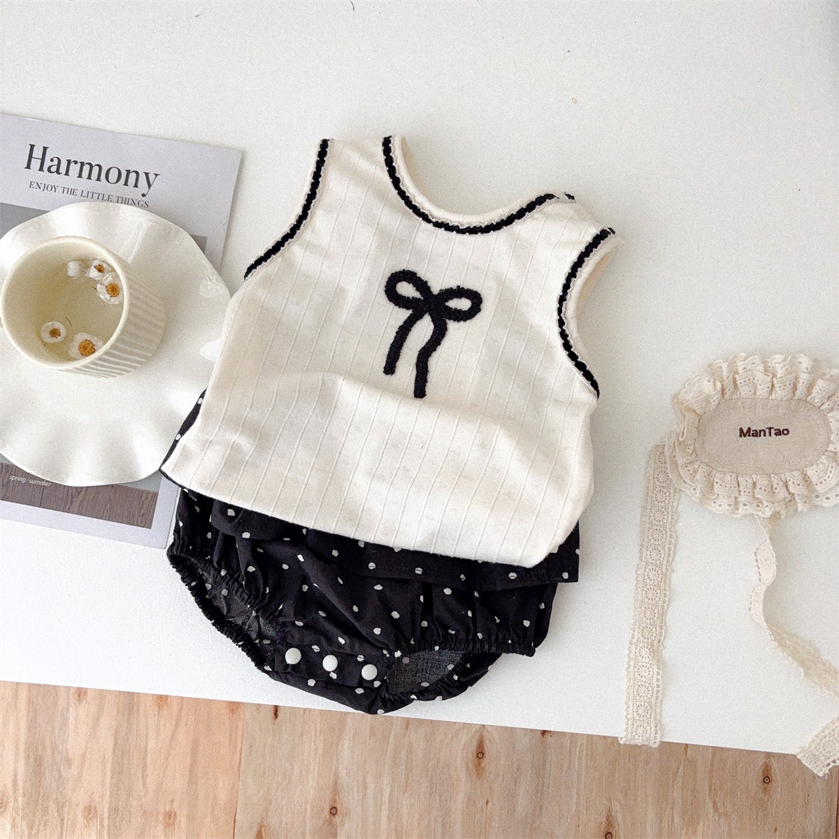 Ropa de verano para bebés y niños pequeños, blusa sin mangas con lazo dulce para bebés, pantalones cortos de pedo con lunares, traje de dos piezas