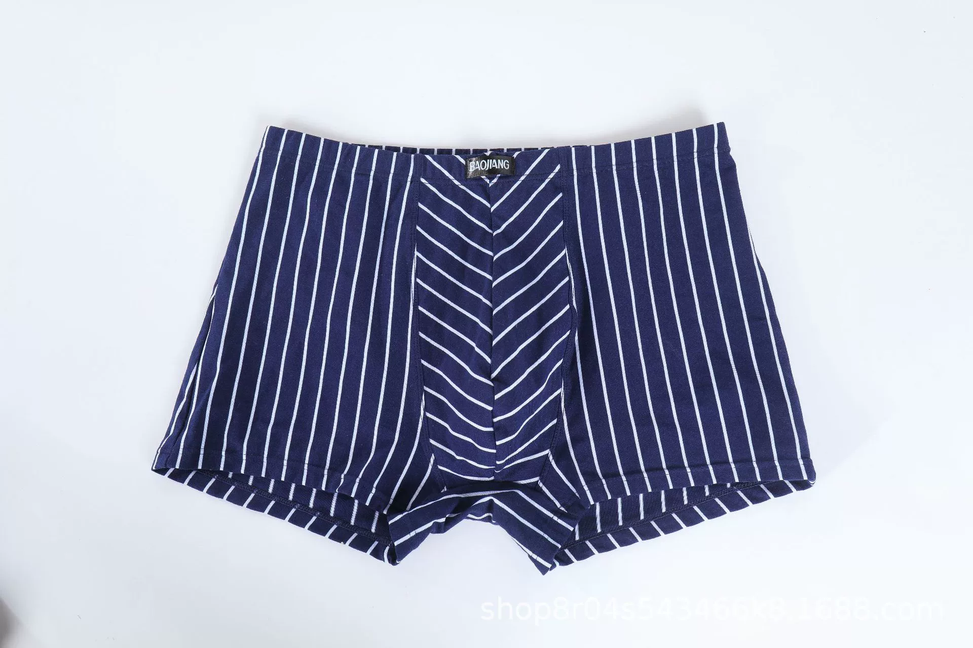 Костюм/ underwear? Wait: The line: " Underwear, breathable trousers, comfortable pants, mid rise" Translate keeping format: [Type] + [Brand] + [Model] + [features]. But instruction says avoid brand names like Amazon etc; don't alter meaning. The input has