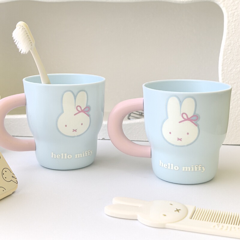 Miffy the Rabbit Mouthwash Cup in Milk Blue, High Aesthetic Value Cup for Couples, Toothbrush Holder, Simple Design for Dormitory and Home Use Miffy the Rabbit Mouthwash Cup in Milk Blue, High Aesthetic Value Cup for Couples, Toothbrush Holder, Simple Design for Dormitory and Home Use