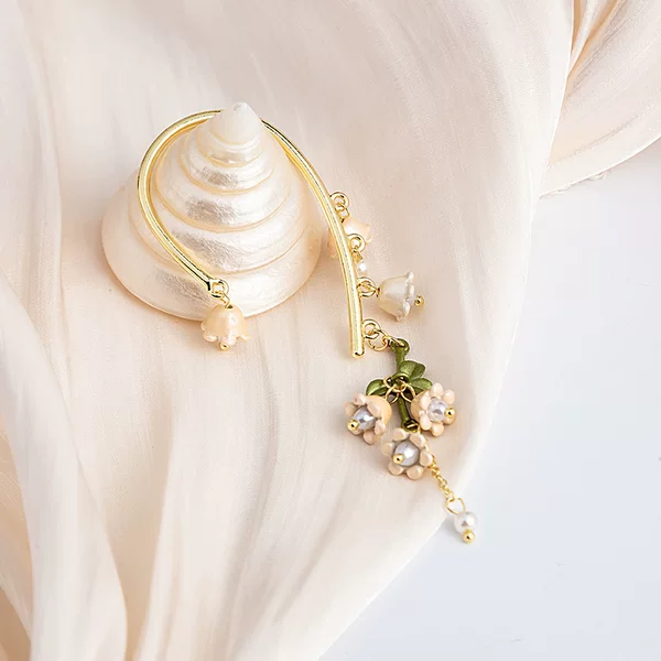 Hot-selling Mori fairy style vintage lily flower earrings elegant fresh leaf earrings without pierced earrings