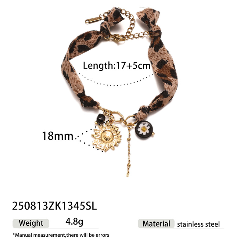 TENA francés lujo ligero ins viento colgante de hoja de acero inoxidable acrílico hoja de arce bufandas de seda collar joyería mujer image 8