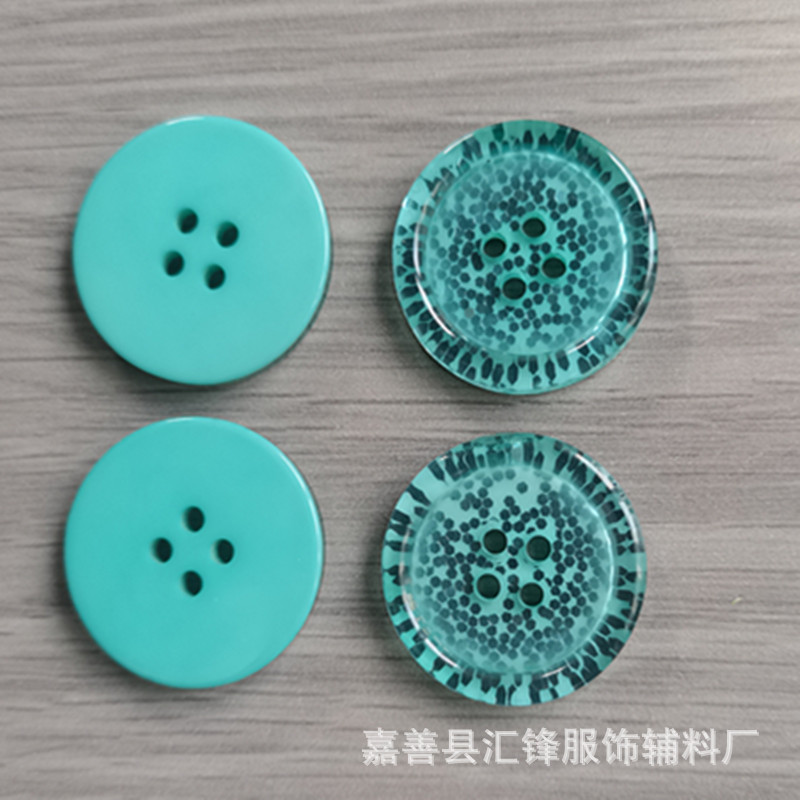 厂家供应树脂钮扣时装纽扣镭射激光纽扣树脂银粉纽扣散粉扣子批发