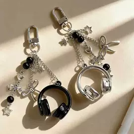耳环;耳钉;项链