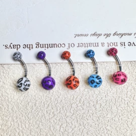 唇饰;鼻饰;脐饰