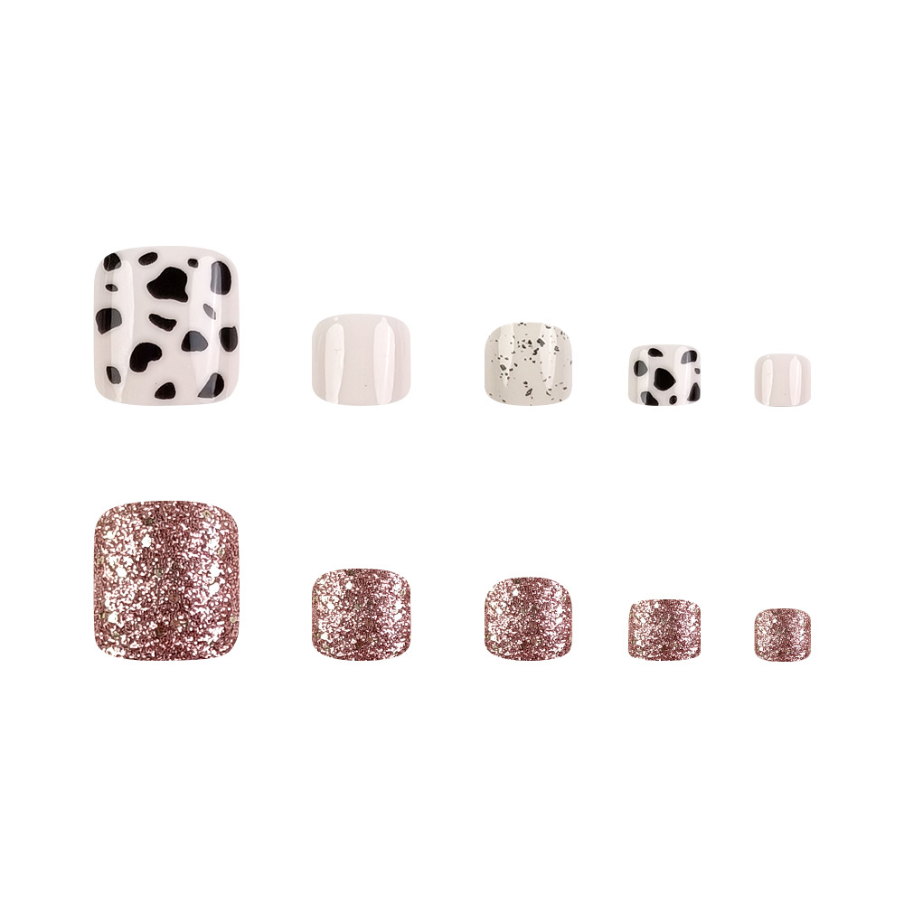 Comercio exterior dulce y fresco estampado de vaca polvo brillante de manicuras retro transfronterizas pie de viento usar uñas 24 piezas de parche de uñas de los dedos de los pies