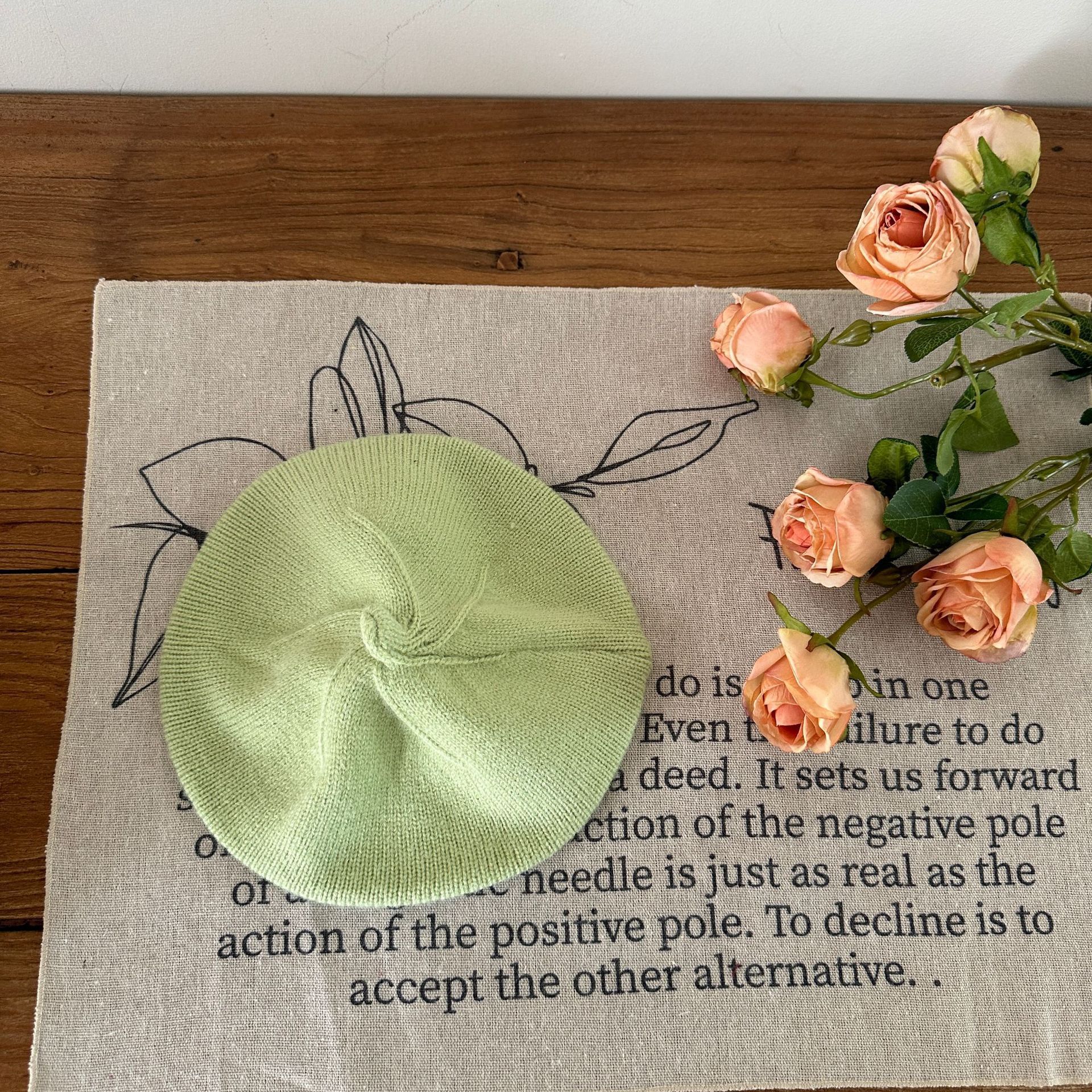 Boina de punto para niños otoño nuevos niños y niñas primavera y otoño sombrero de pintor bebé niña sombrero accesorios de ropa