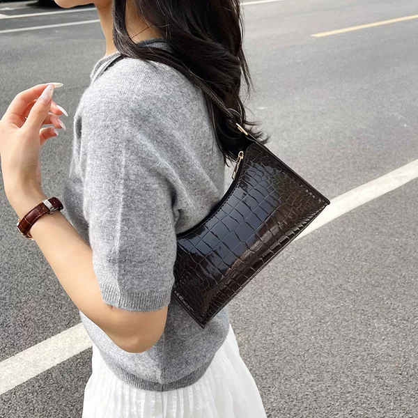 Carefully Selected Women's Bags with Unique Designs, New Styles, Handbags, Shoulder Bags, Versatile Textures, Trendy Underarm Bags for Women