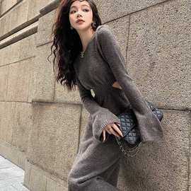 感气质名媛高冷御姐风纯欲法式超显身材针织打底包臀连衣裙秋