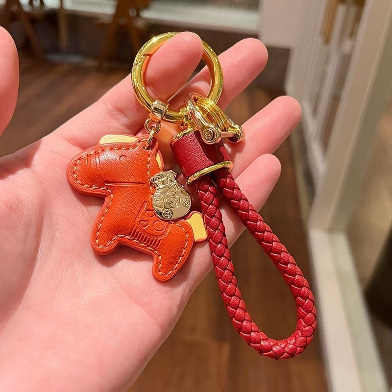 马年马上有钱钥匙扣挂件包包挂饰精致皮革男女情侣新时尚创意礼物