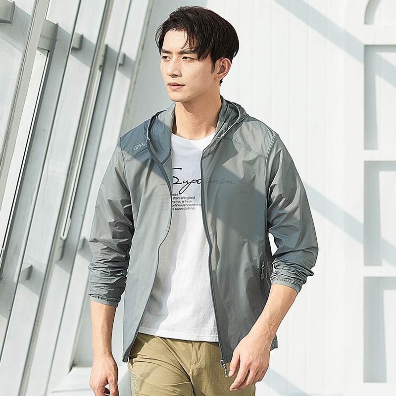 Nueva ropa de protección solar de hielo para hombres UPF + ligera y transpirable pareja al aire libre ropa de protección solar puede imprimir LOGO