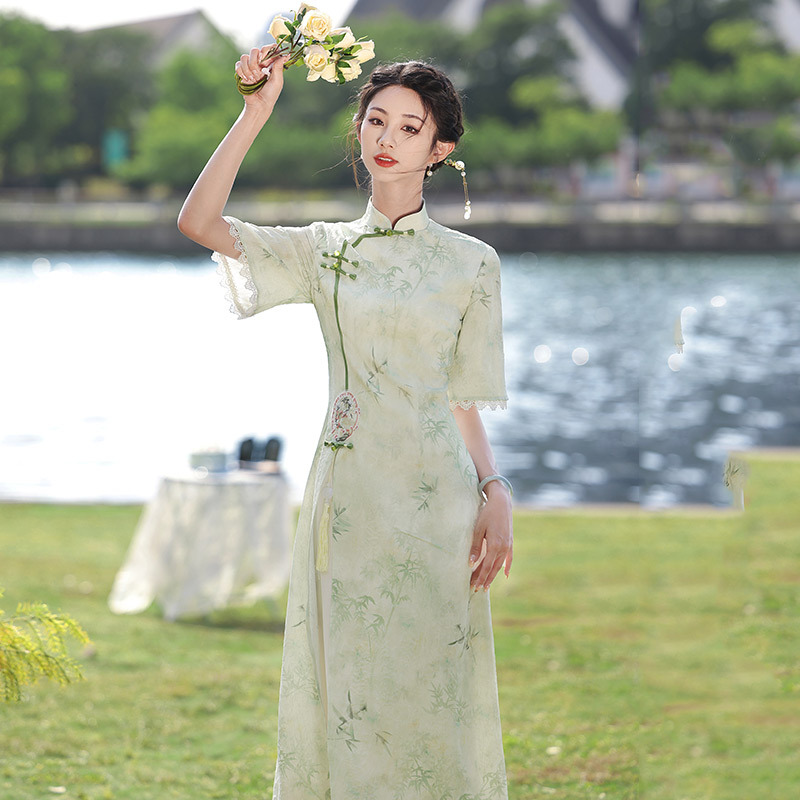 綠色顯瘦奧黛新中式改良旗袍年輕款女國風復古短袖連衣裙日常可穿
