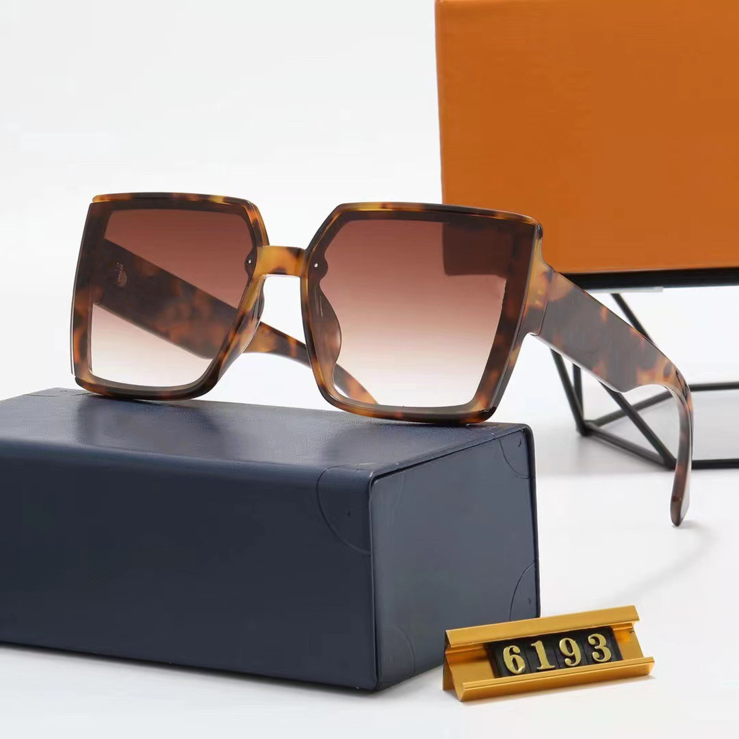 Sunglasses Image 3