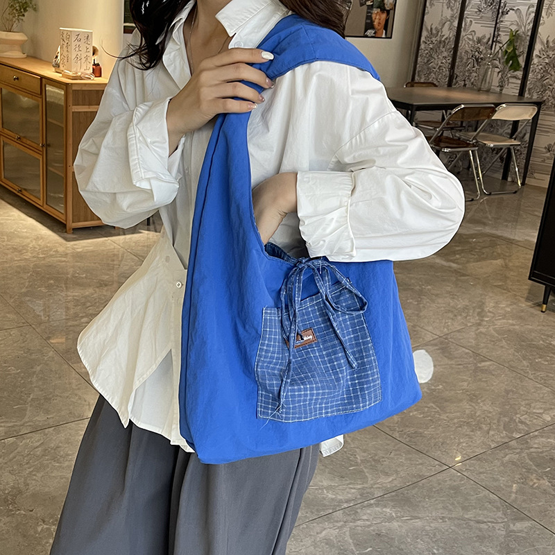 Bolso Tote de moda coreana 2025 verano nuevo bolso femenino a cuadros bolso de color en contraste bolso de lona de gran capacidad