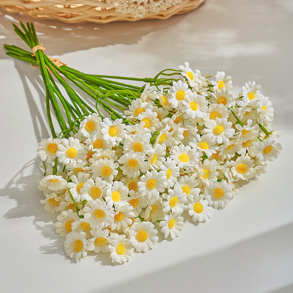 Daisies pequeñas flores de imitación decoración de mesa de estilo europeo manzanilla flor flor de seda al por mayor