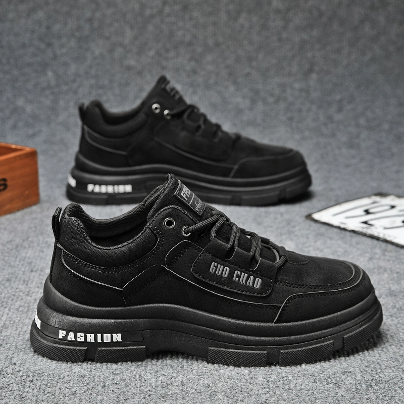 Обувь, модные к sneakers, рабочие туфли