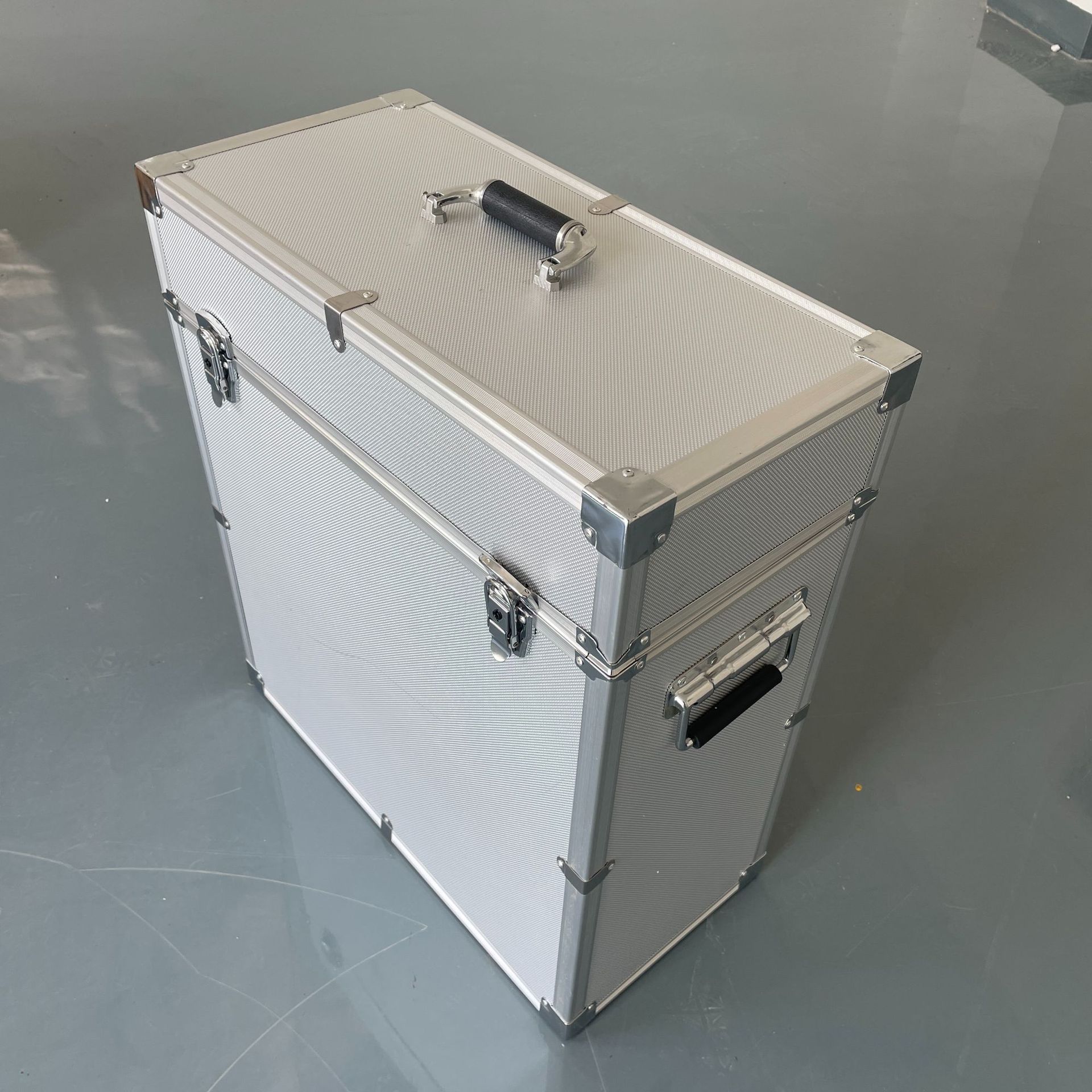 多功能校准仪 (1).JPG