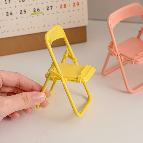 Small chair mobile phone stand cute mini lazy desktop foldable stand macaron color stand ornaments