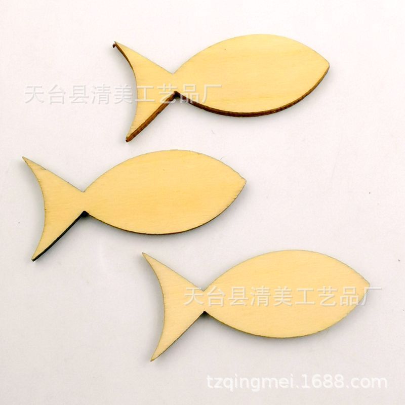 Pescado sólido de madera de 40*19mm Tablero de madera de tilo decorativo Pescado sólido 50 piezas por paquete