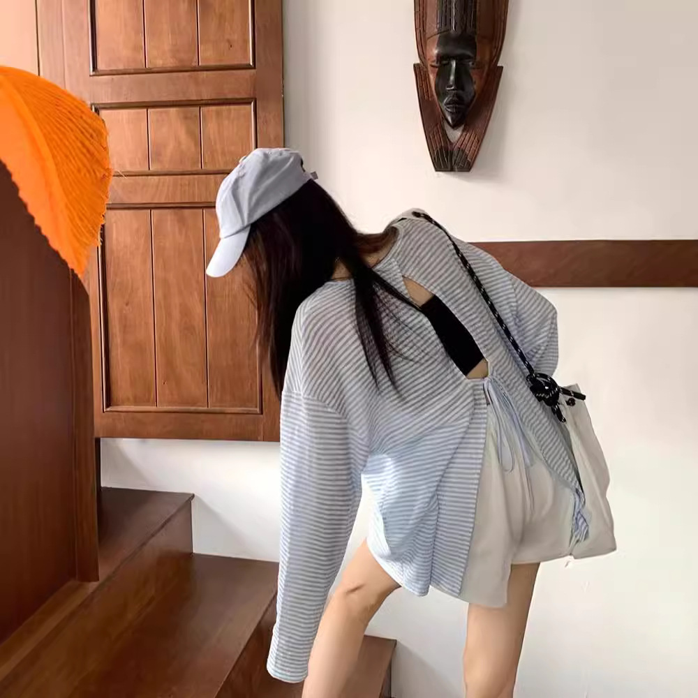 백리스 스트랩 블루 스트라이프 긴팔 티셔츠 여성 여름 얇은 느슨한 탑 게으른 선 스크린 블라우스