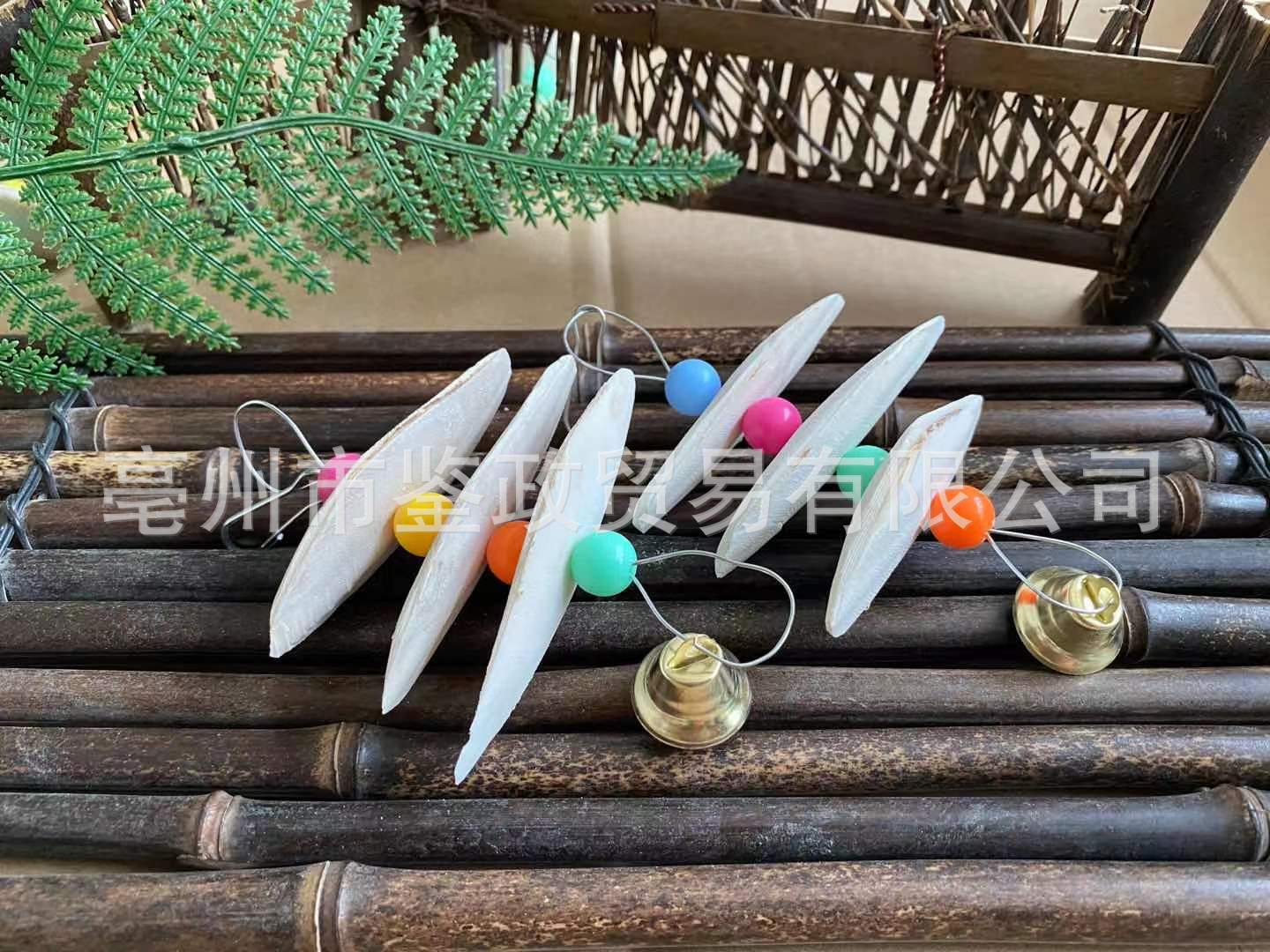 Cuttlebone String Hai Piao Xiao Pet Chew Toy Natural Mineral Grinding Bone for Birds and Small Pets quality and texture