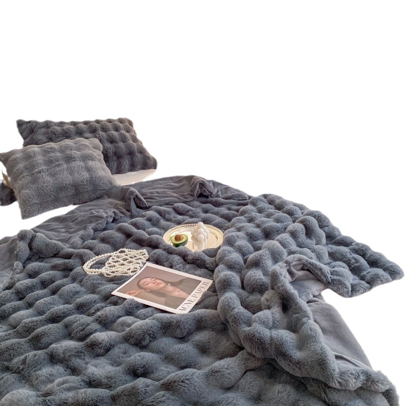2023 nuevo conejo manta de felpa invierno engrosada coral manta de lana Oficina sola siesta manta sofá