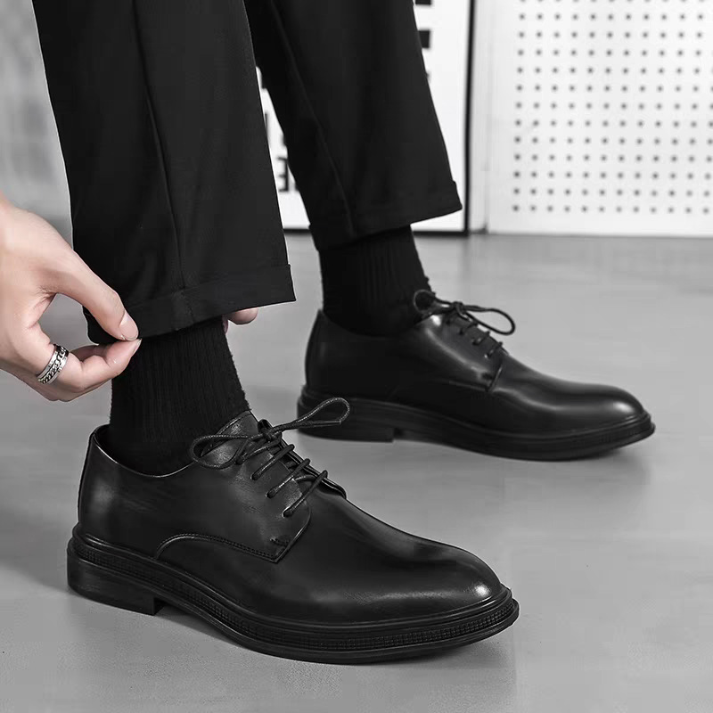 Zapatos de cuero de hombre otoño y invierno de hombre vestido formal de negocios de cuero suave con suela suave punta de boda cordón de novio zapatos de alta calidad